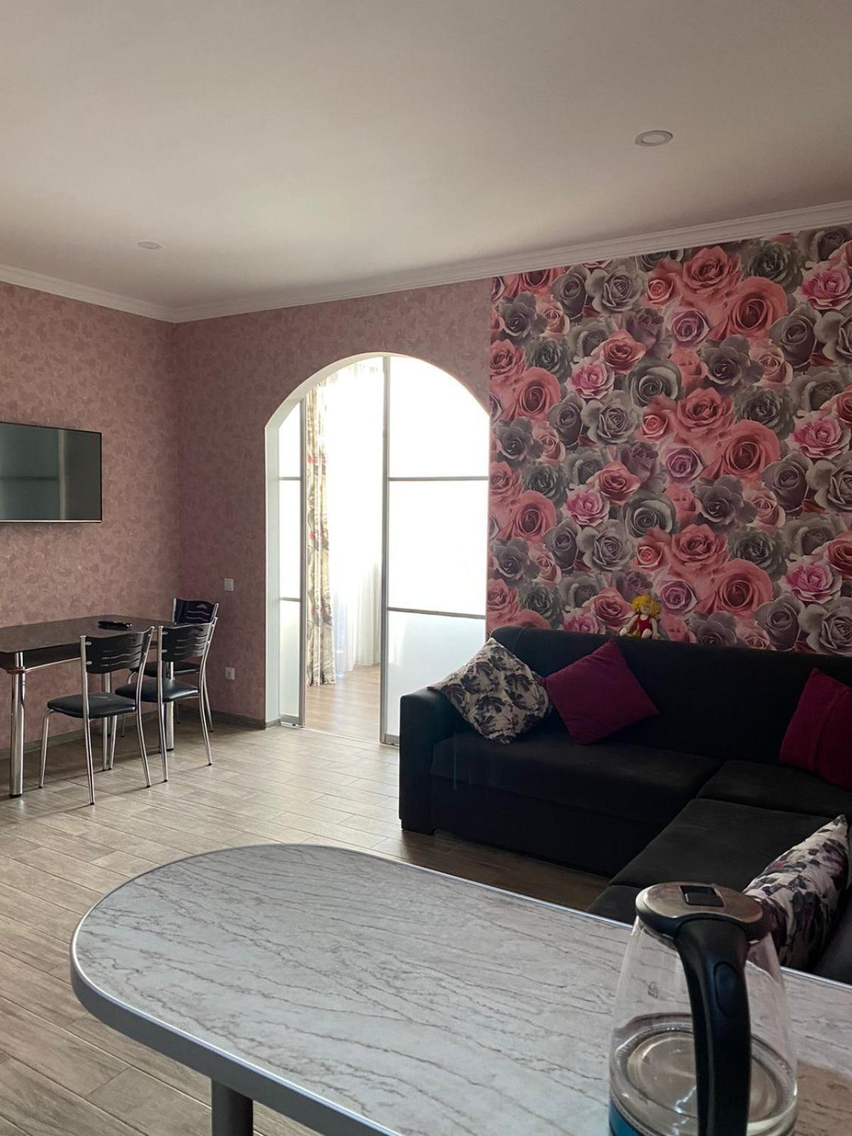 Mindia'S Two Bedroom Apartment Батуми Экстерьер фото