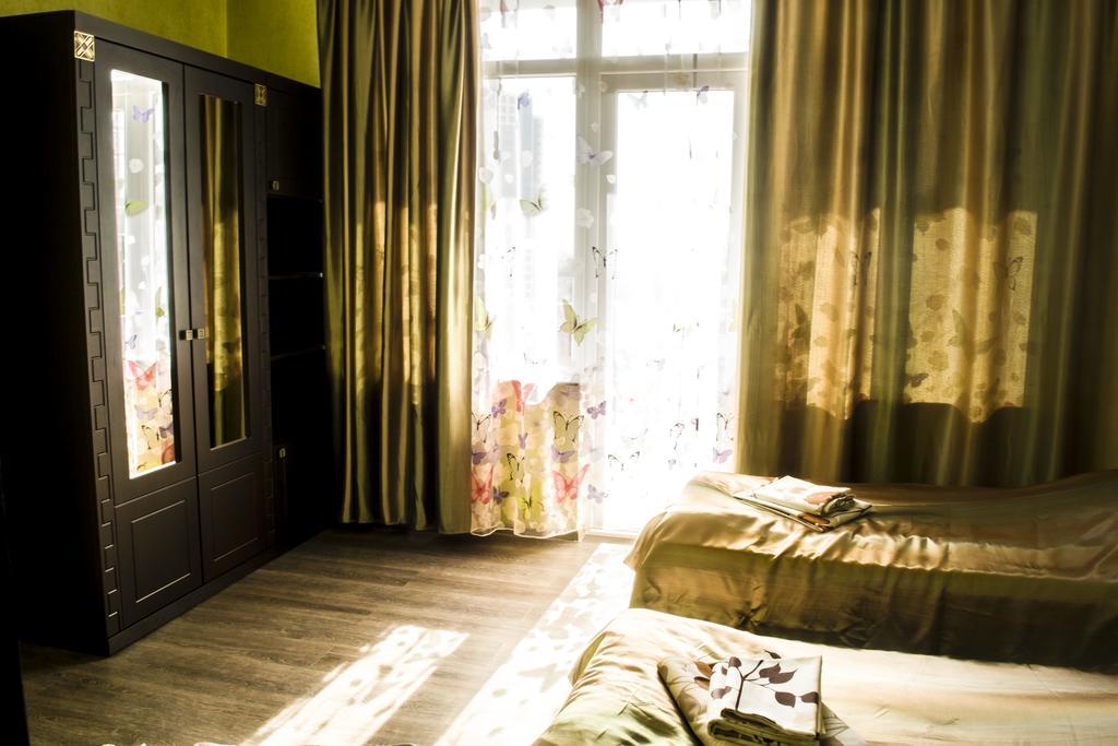 Mindia'S Two Bedroom Apartment Батуми Экстерьер фото